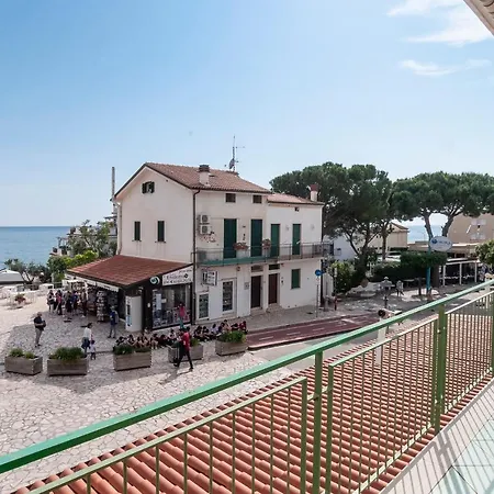 Appartement Seafrot Apartament_bellissimo Fronte Mare *